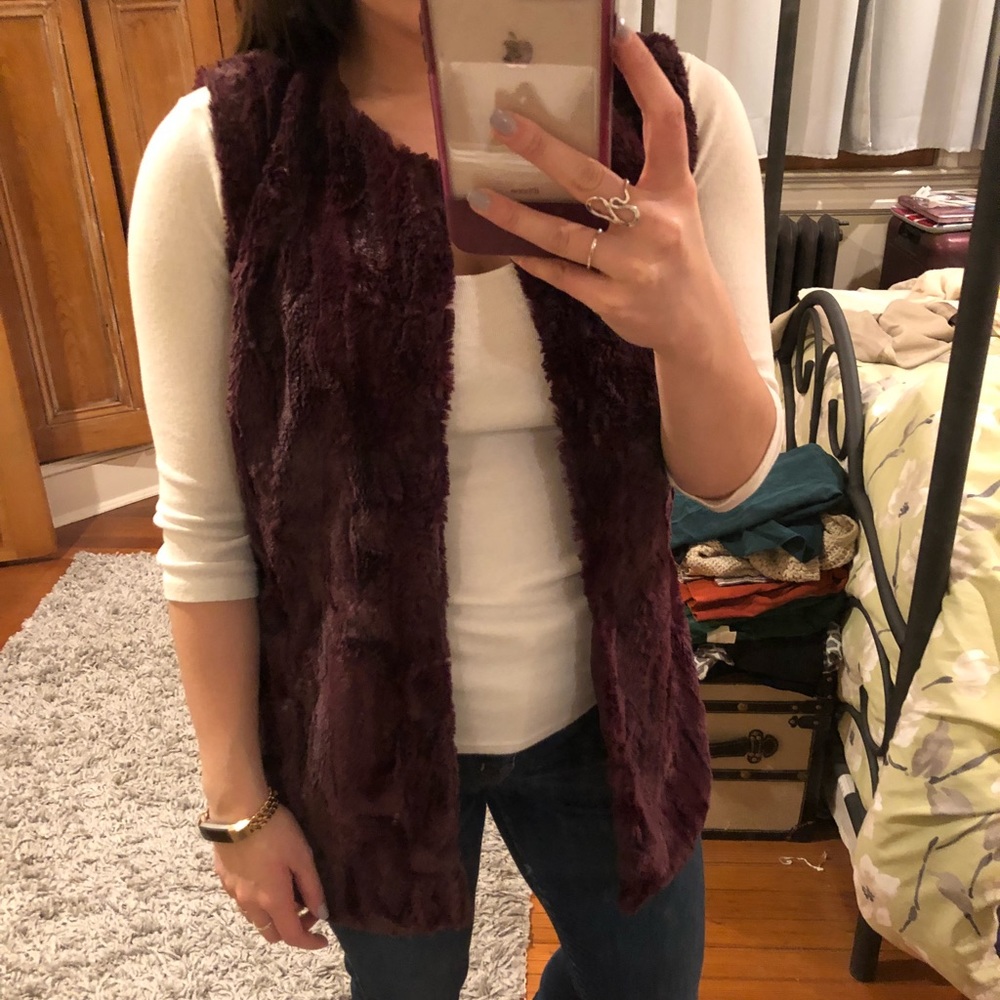 🎉 Deep Purple Faux Fur Vest
